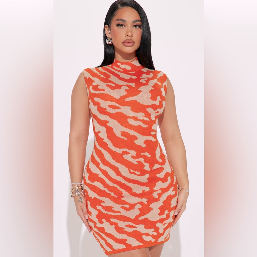 FASHION NOVA - sweater dress - worn once